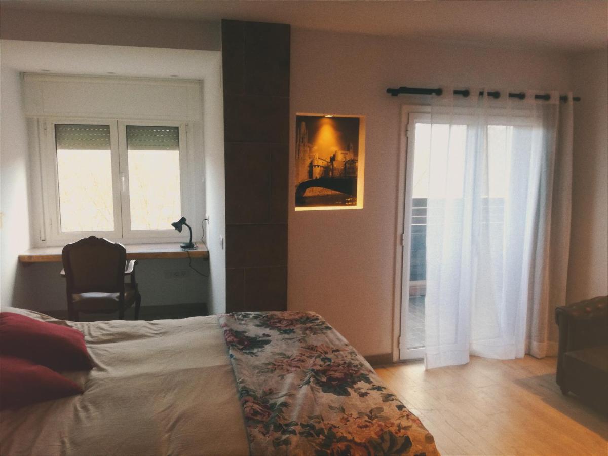 Turistic Girona - Piso De 1, 2 O 3 Habitaciones Bagian luar foto