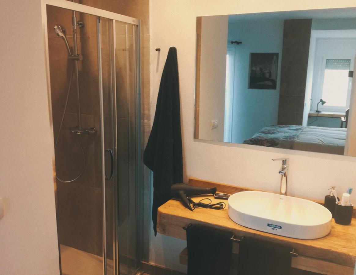 Turistic Girona - Piso De 1, 2 O 3 Habitaciones Bagian luar foto