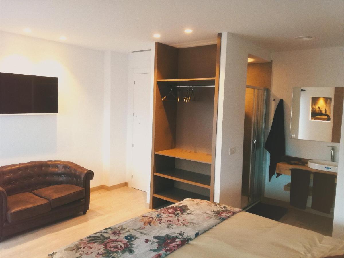 Turistic Girona - Piso De 1, 2 O 3 Habitaciones Bagian luar foto