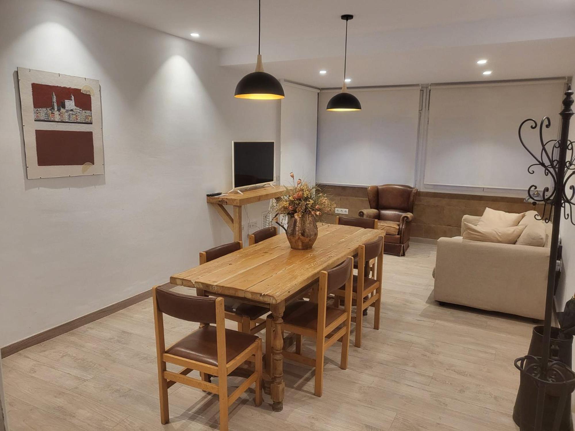 Turistic Girona - Piso De 1, 2 O 3 Habitaciones Bagian luar foto