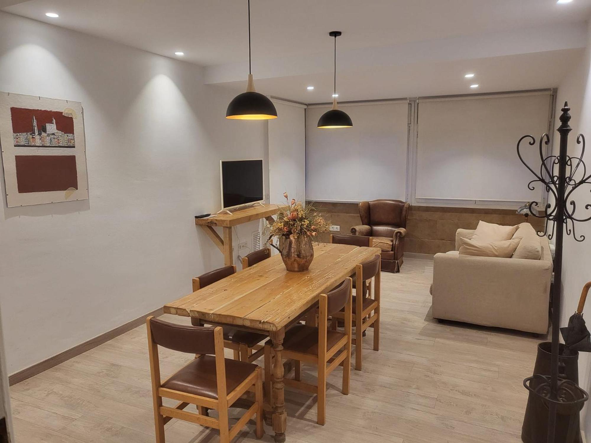 Turistic Girona - Piso De 1, 2 O 3 Habitaciones Bagian luar foto
