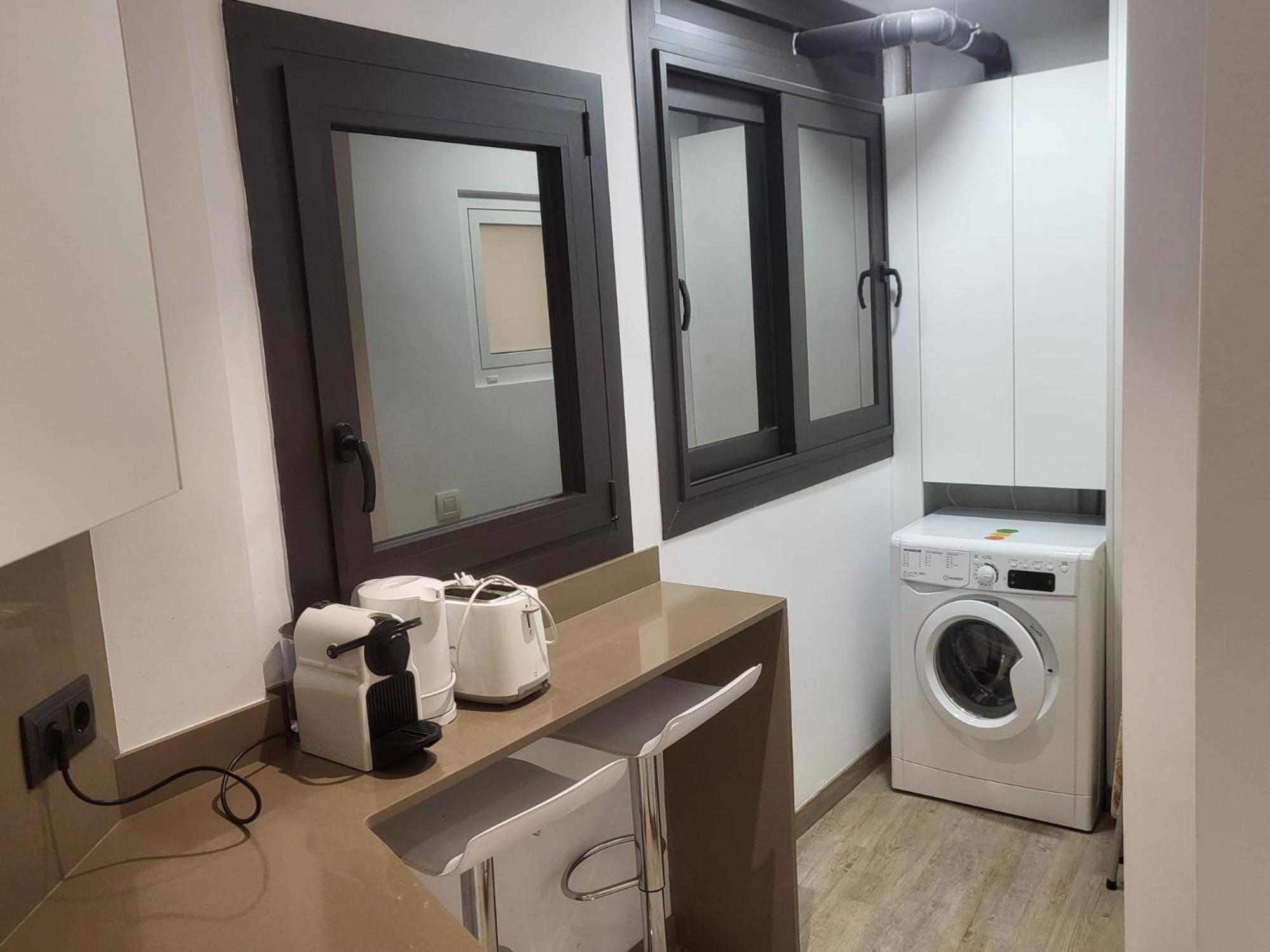 Turistic Girona - Piso De 1, 2 O 3 Habitaciones Bagian luar foto