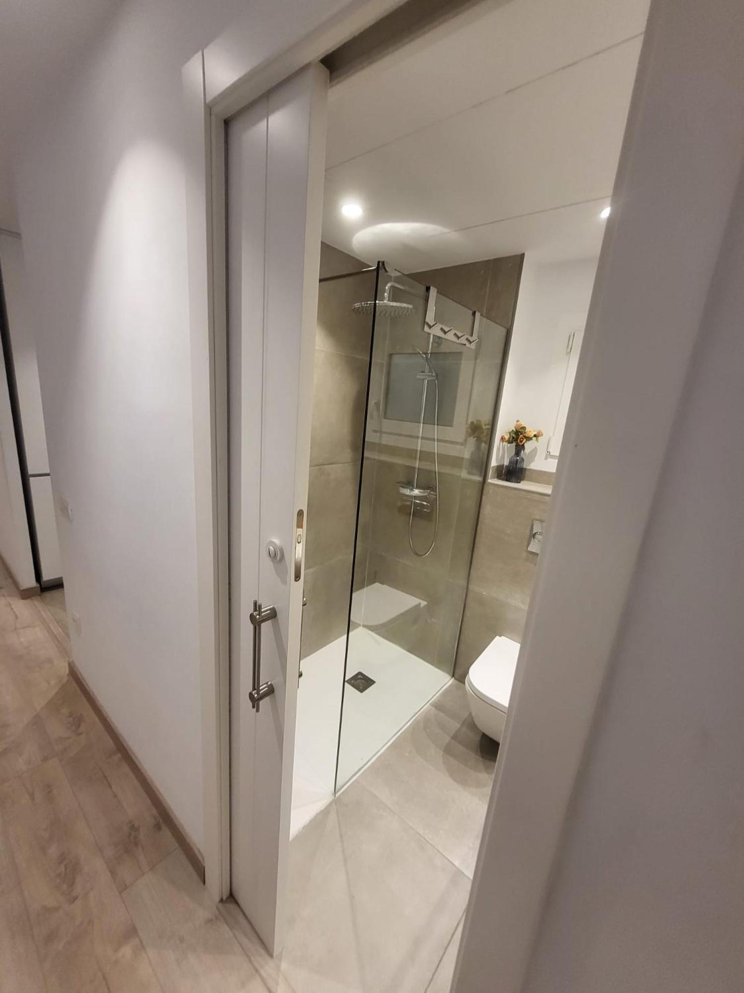 Turistic Girona - Piso De 1, 2 O 3 Habitaciones Bagian luar foto
